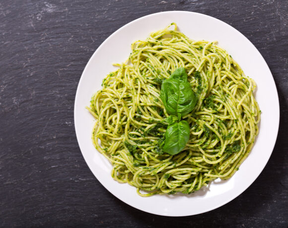 spaghetti with arugula pesto