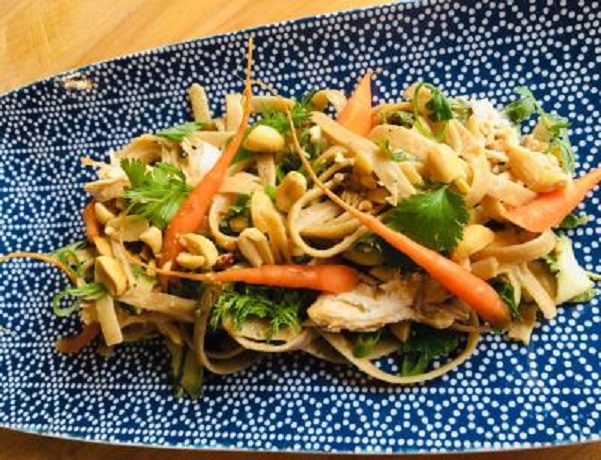 Thai Peanut Noodle Salad_121589