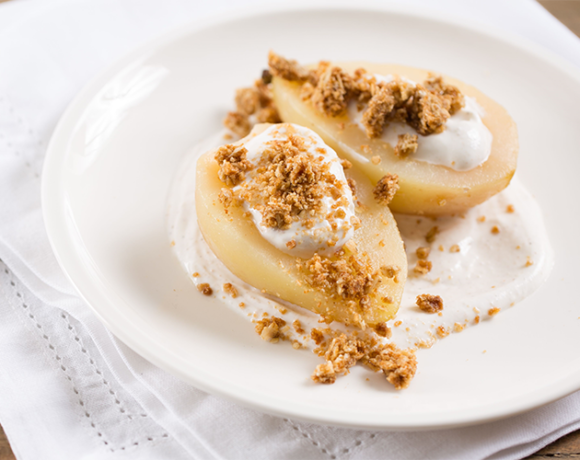 Poached pears with spiced yogurt